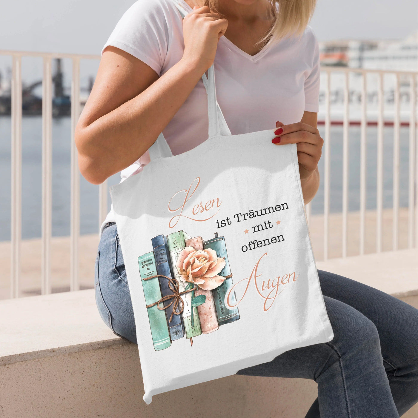 Bild: Baumwolltasche - Lesen ist Träumen mit offenen Augen. Geschenkidee