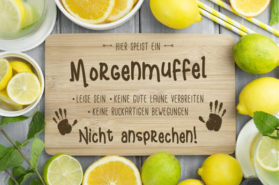Bild: Frühstücksbrettchen - Hier speist ein Morgenmuffel Geschenkidee