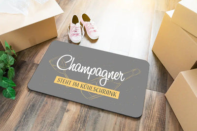Bild: Fußmatte - Champagner steht im Kühlschrank Geschenkidee
