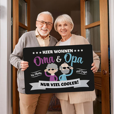 Fußmatte - Hier wohnen Oma & Opa, wie Mama und Papa, nur viel cooler!