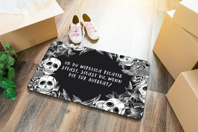 Bild: Fußmatte Totenkopf - Ob Du wirklich richtig stehst, siehst Du, wenn die Tür aufgeht! Geschenkidee