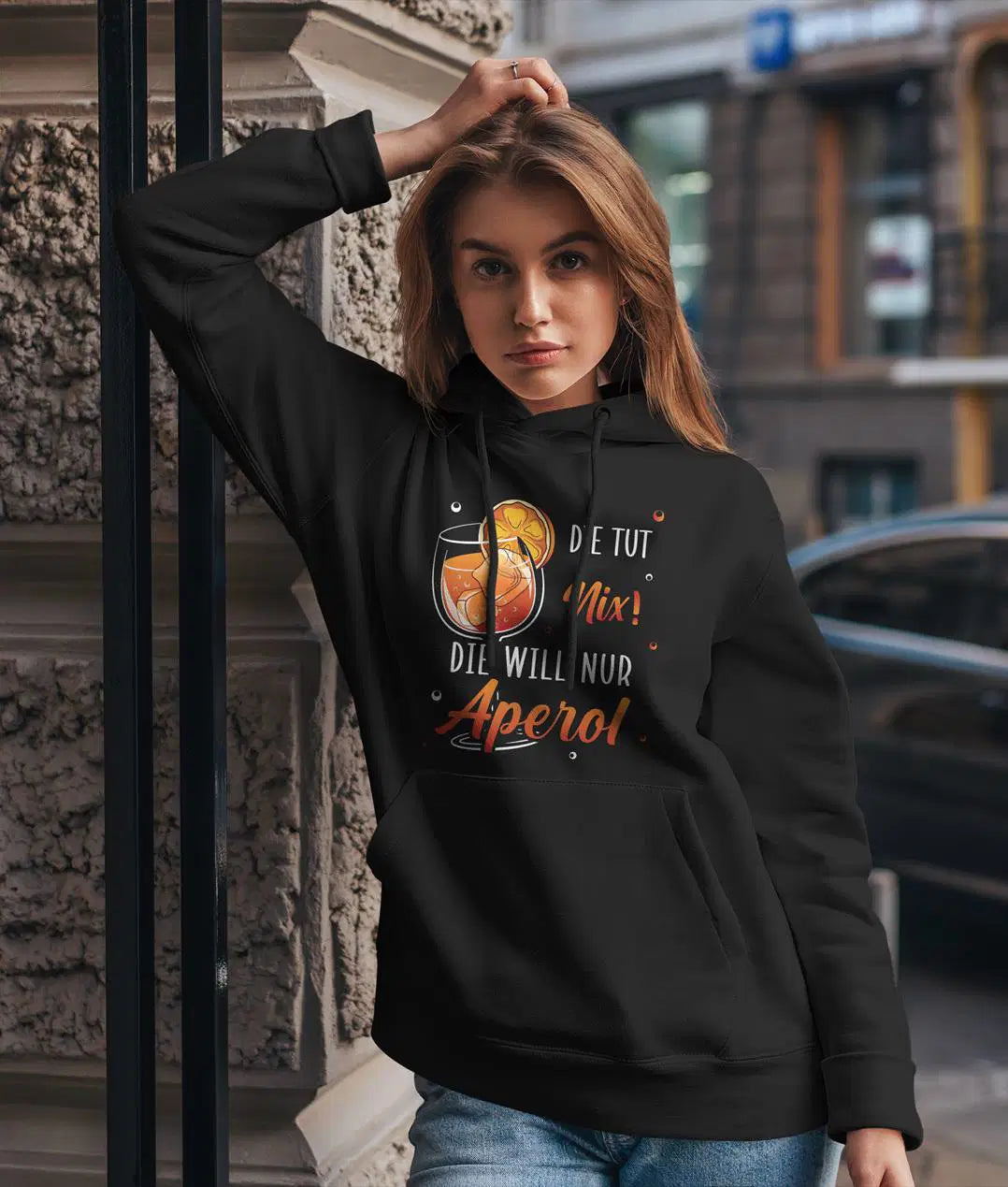 Bild: Hoodie - Die tut nix! Die will nur Aperol. Geschenkidee
