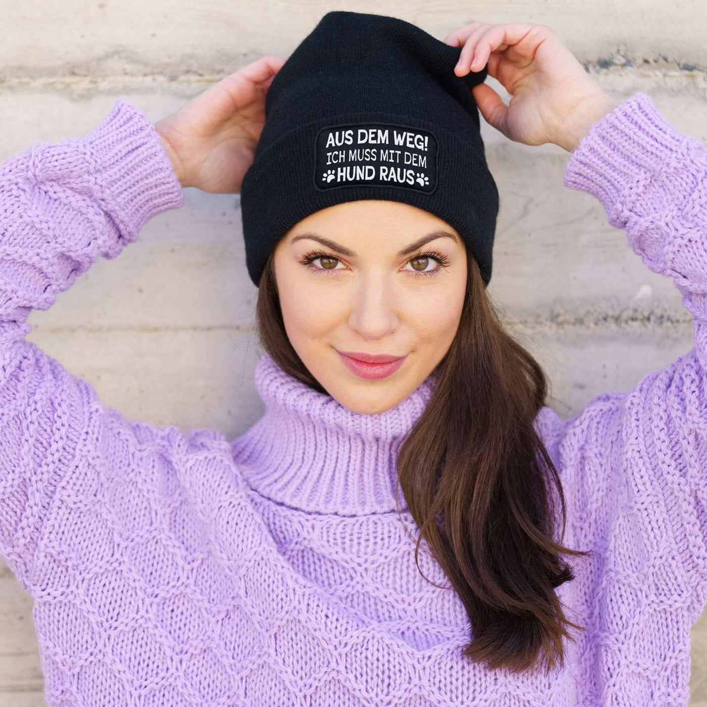 Beanie Mütze - Aus dem Weg! Ich muss mit dem Hund raus