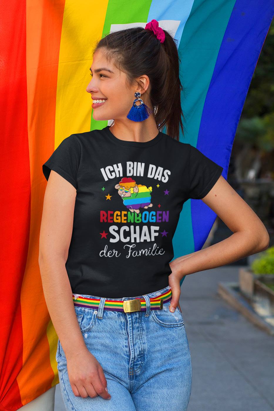 T-Shirt Damen - Ich bin das Regenbogenschaf der Familie