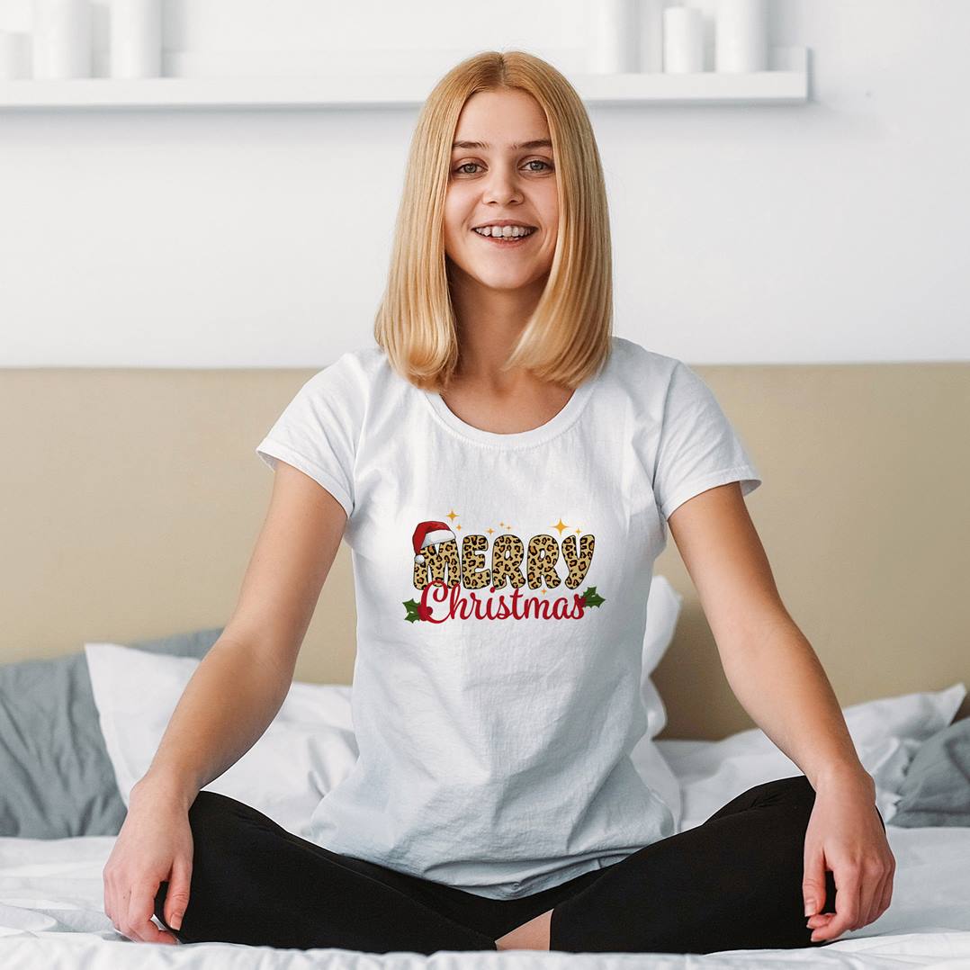 T-Shirt Damen - Merry Christmas (Leo-Print)