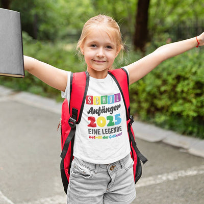 T-Shirt Kinder - Schulanfänger 2025 Eine Legende betritt das Gelände!