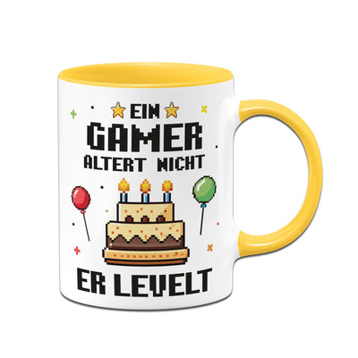 Tasse - Ein Gamer altert nicht er levelt (Pixel Style)