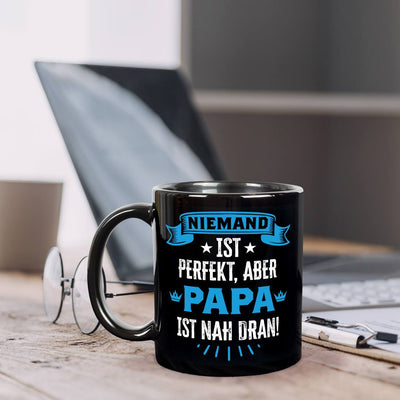 Tasse - Niemand ist perfekt, aber Papa ist nah dran! - BL