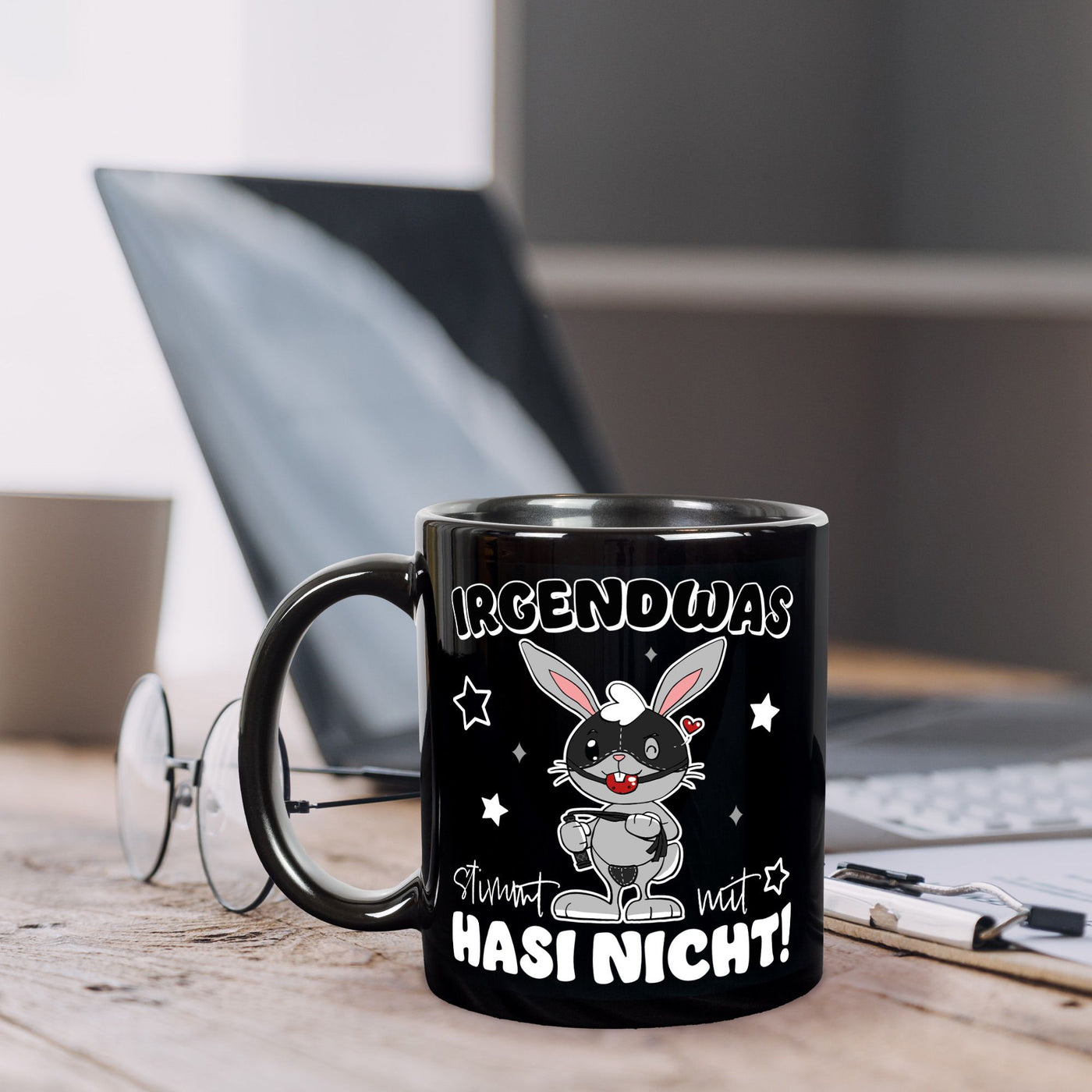 Tasse - Irgendwas stimmt mit Hasi nicht - Sado-Maso Hase - BL