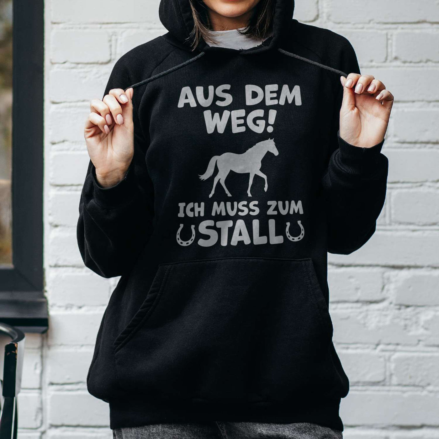 Hoodie - Aus dem Weg! Ich muss zum Stall