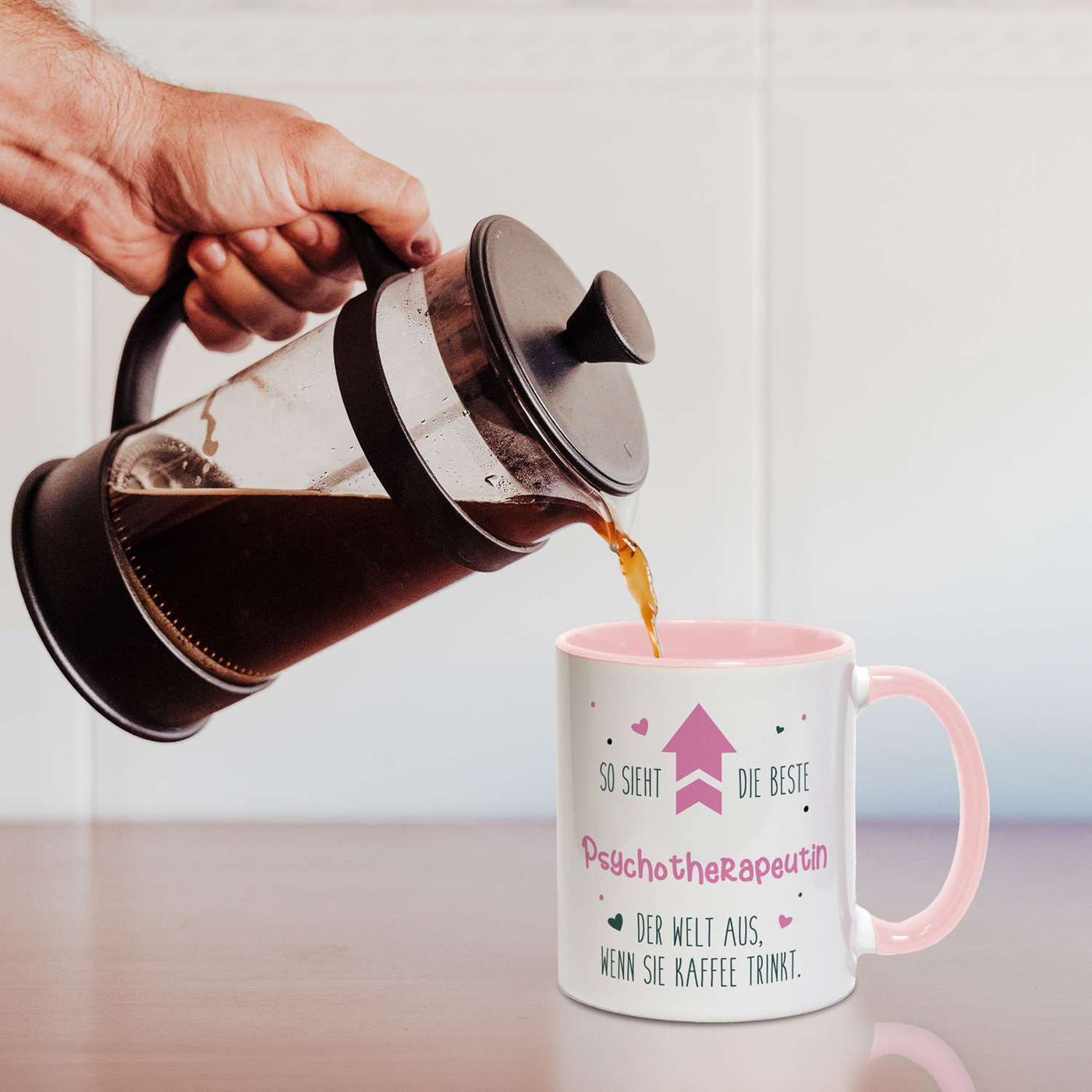 Tasse - So sieht die beste Psychotherapeutin der Welt aus, wenn sie Kaffee trinkt.