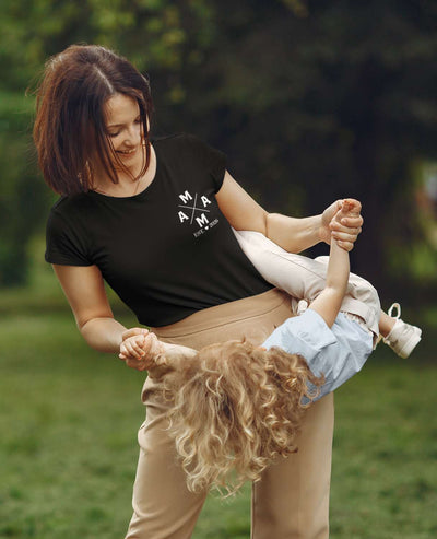 T-Shirt Damen - Mama Est. 2026