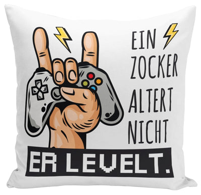 Bild: Kissen - Ein Zocker altert nicht er levelt. Geschenkidee