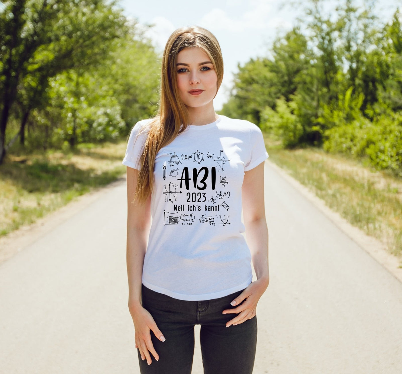 Bild: T-Shirt Damen - Abi 2023 weil ich's kann! Geschenkidee