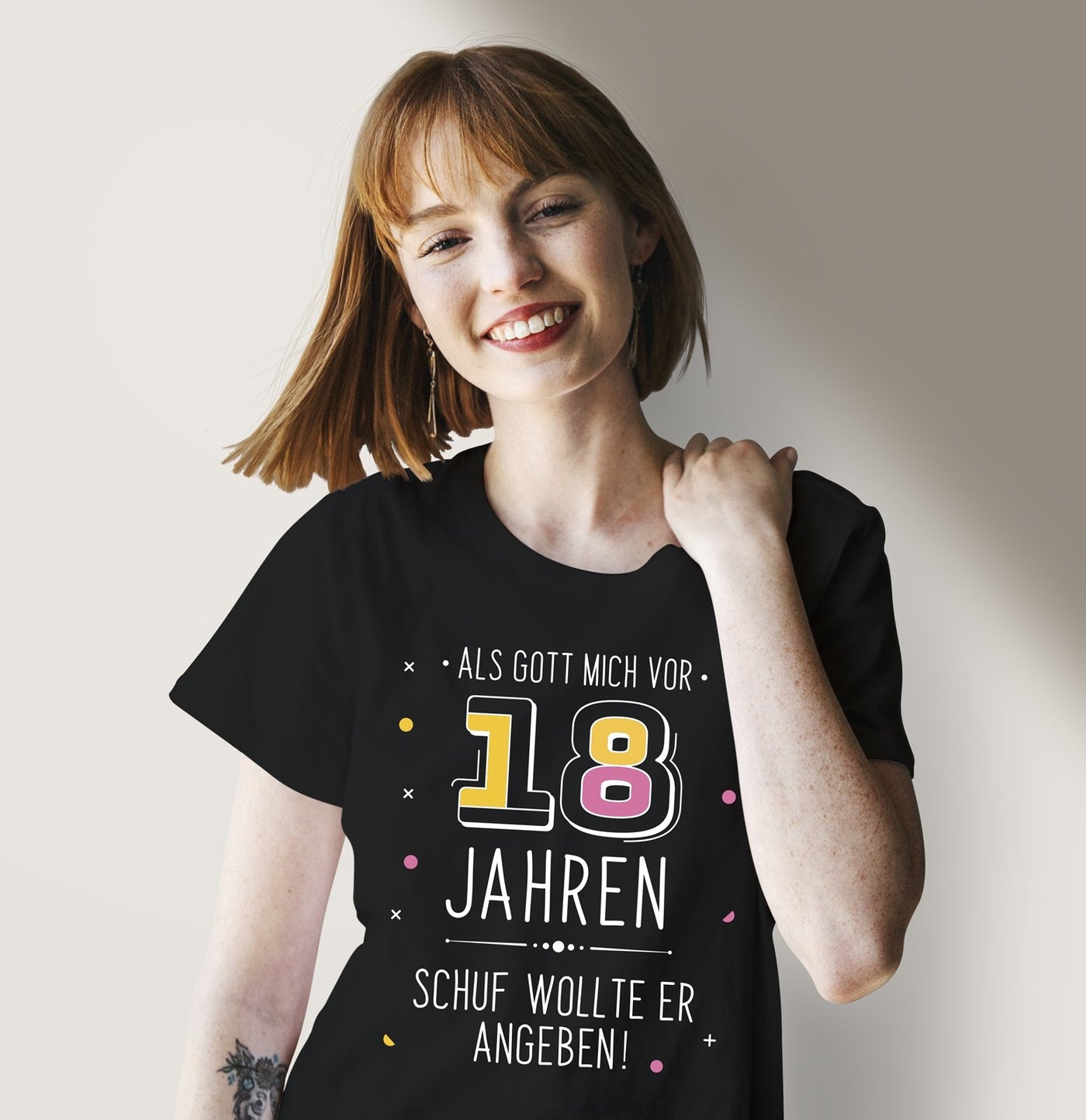 Bild: T-Shirt Damen - Als Gott mich vor 18 Jahren schuf wollte er angeben! Geschenkidee