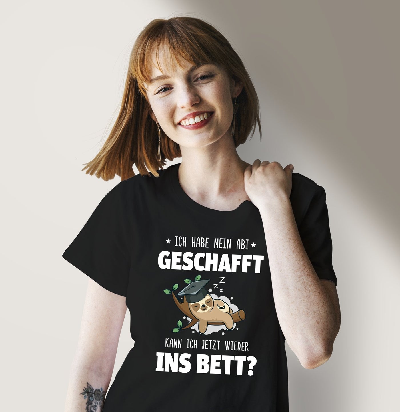 Bild: T-Shirt Damen - Faultier - Ich habe mein Abi geschafft. Kann ich jetzt wieder ins Bett? - V2 Geschenkidee