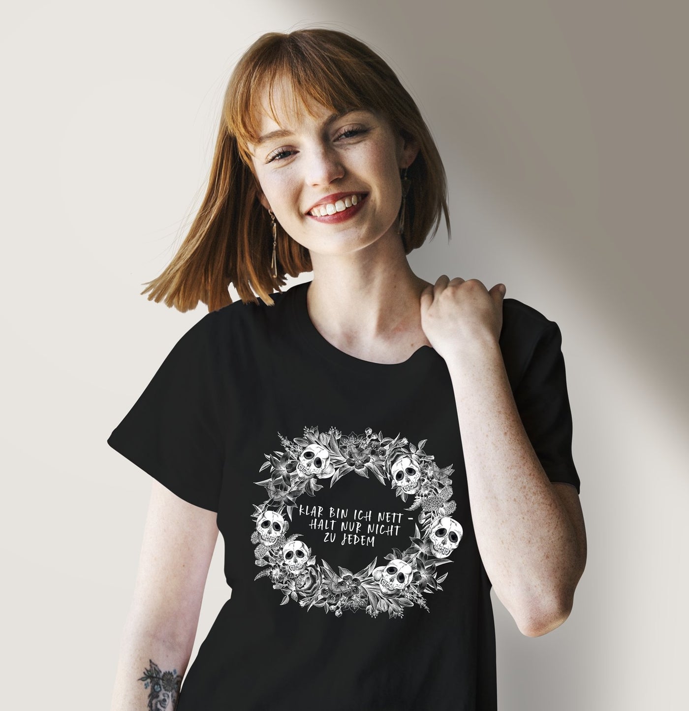 Bild: T-Shirt Damen - Klar bin ich nett - halt nur nicht zu jedem - Skull Statement Geschenkidee