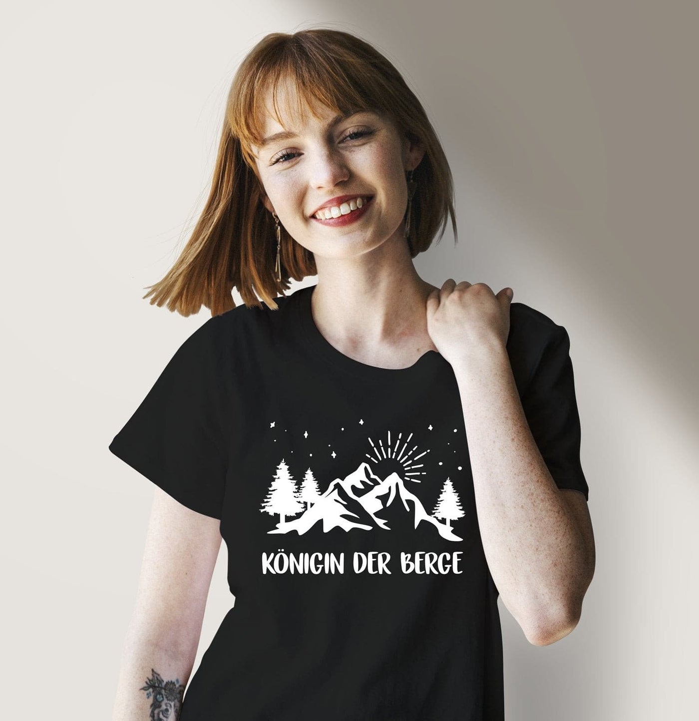 Bild: T-Shirt Damen - Königin der Berge Geschenkidee