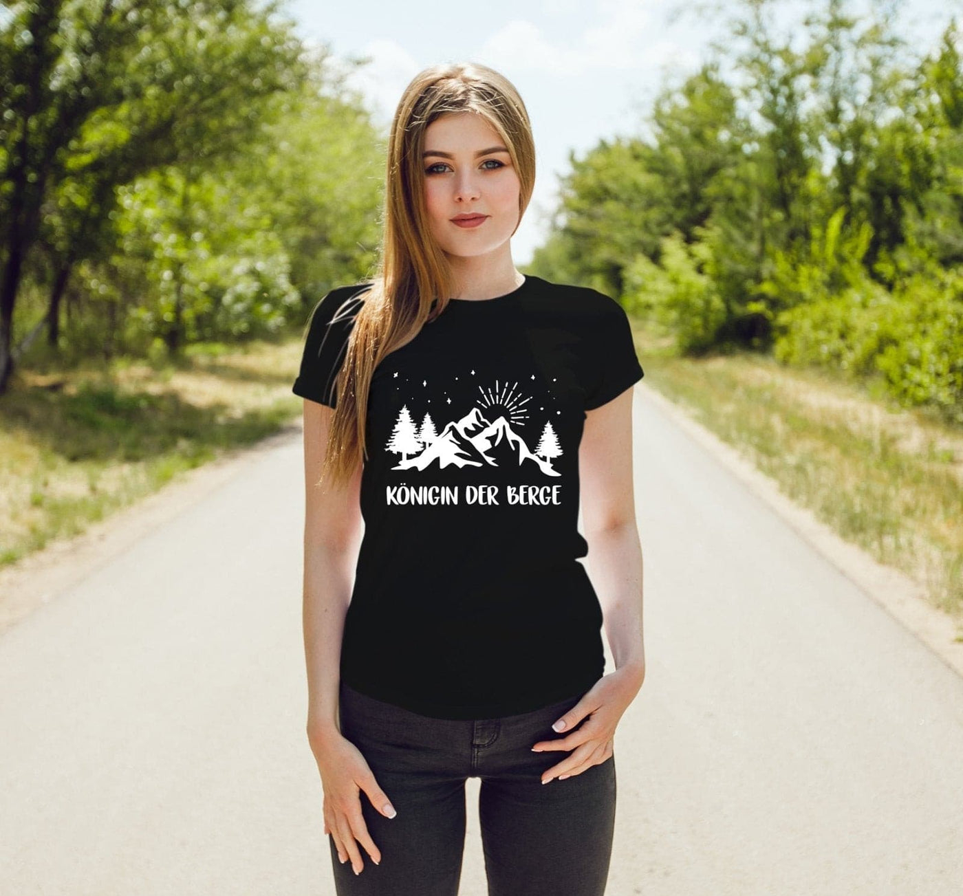 Bild: T-Shirt Damen - Königin der Berge Geschenkidee