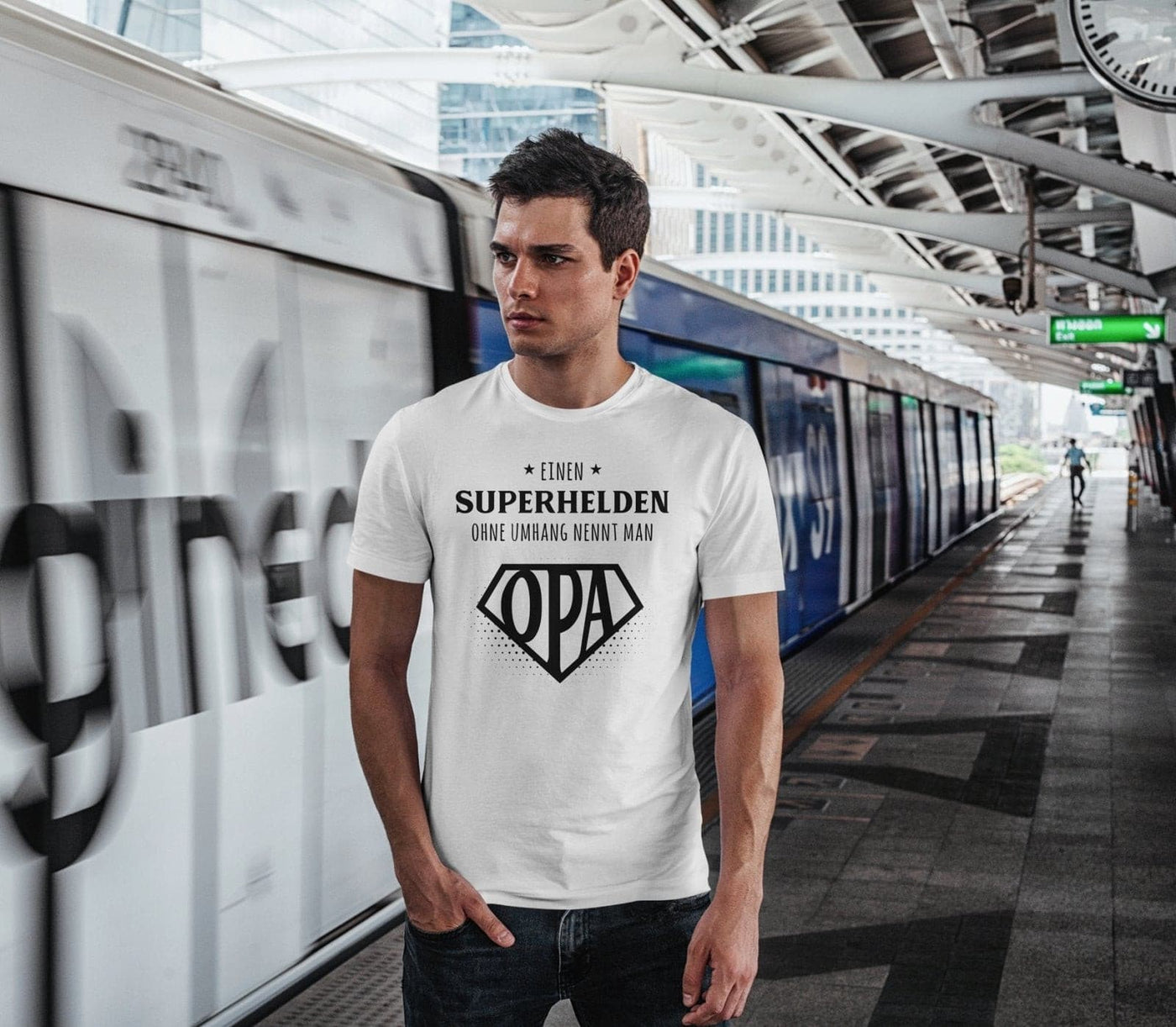 Bild: T-Shirt Herren - Einen Superhelden ohne Umhang nennt man Opa Geschenkidee