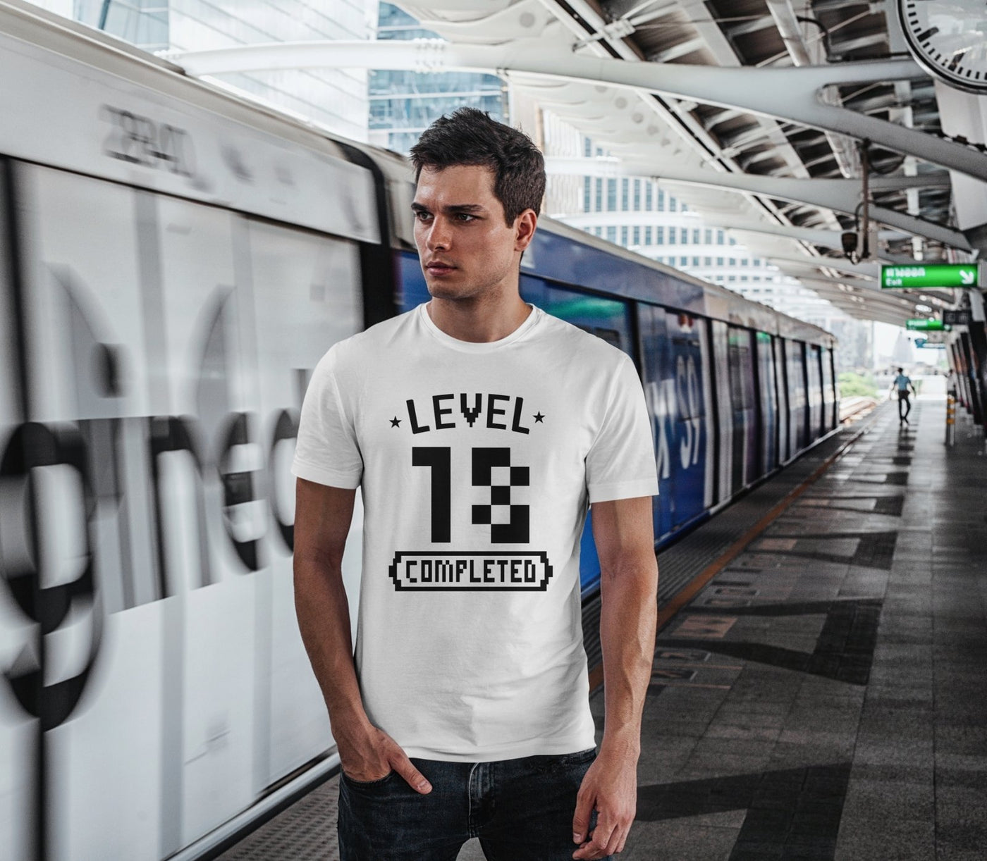Bild: T-Shirt Herren - Level 18 completed Geschenkidee