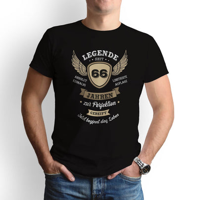 Bild: T-Shirt - Legende seit 66 Jahren zur Perfektion gereift. Jetzt beginnt das Leben Geschenkidee