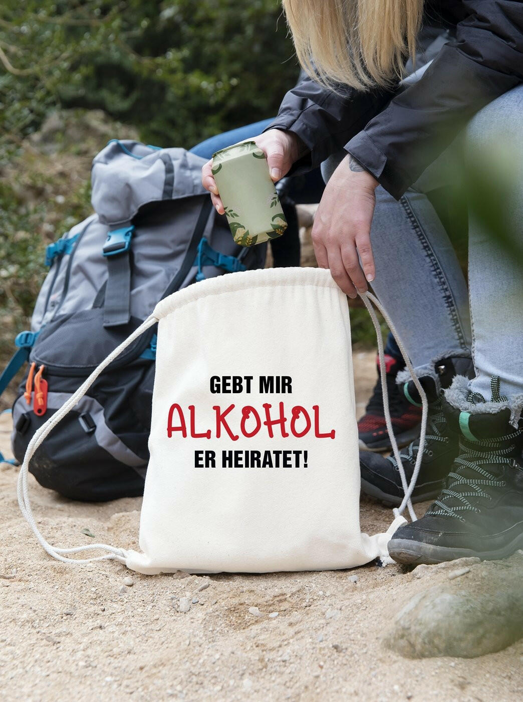 Bild: Turnbeutel - Gebt mir Alkohol Er heiratet! Geschenkidee